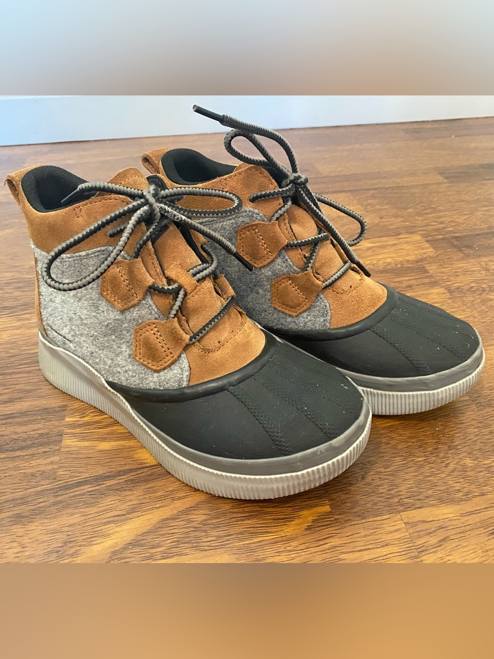 Sorel Women's Winter Boot - Sz 8